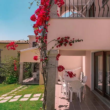 Apartment I Giardini Di Badus Badesi