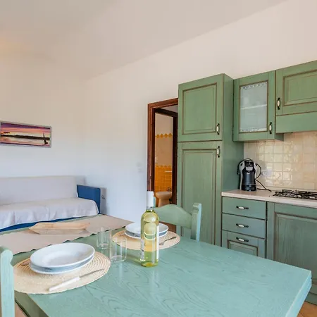 I Giardini Di Badus Apartment *