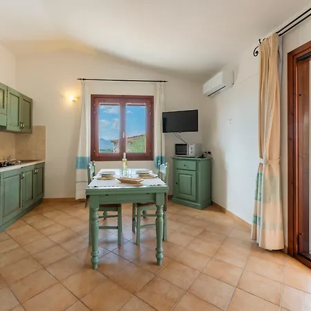 דירה I Giardini Di Badus